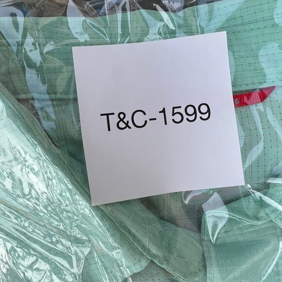 Gerry Active Long Sleeve Button Up: Size M - Picture 8 of 8